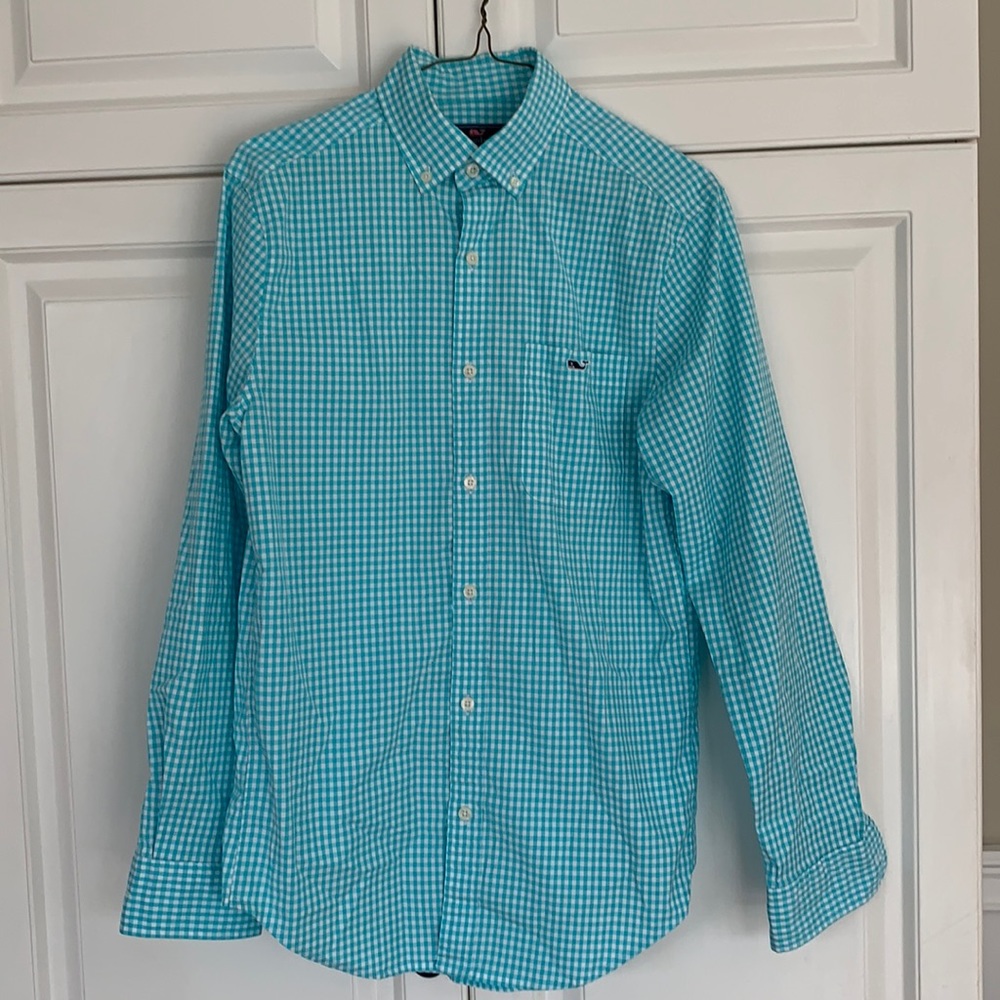 Men’s xs vineyard vines button down shirt